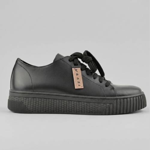 NESSI - Sneakersy - kolor czarny